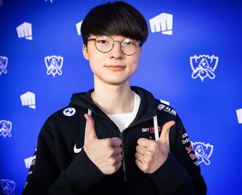 how old is faker lol